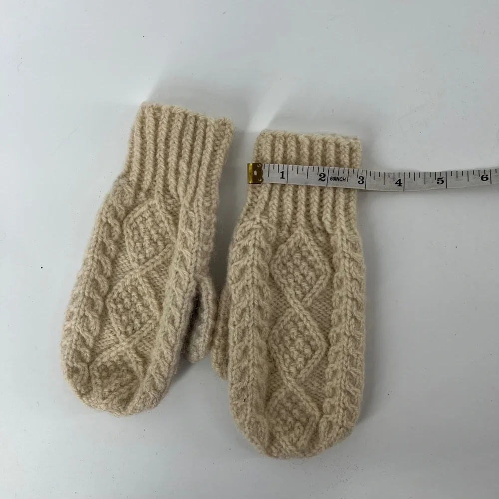 Vintage Hand Knit Wool Cable Knit Mittens Cream Aran Irish Women's Medium